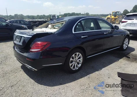 2019 Mercedes-Benz E 300 4Matic z USA, uszkodzony, nr VIN WDDZF4KB9KA630680